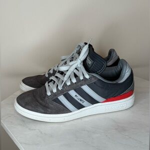 🔥Adidas Busenitz Women’s Gray Shoes Sz 6🔥